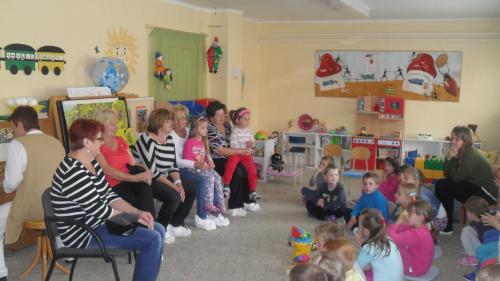 Návšteva členov klubu dôchodcov k príležitosti MDD