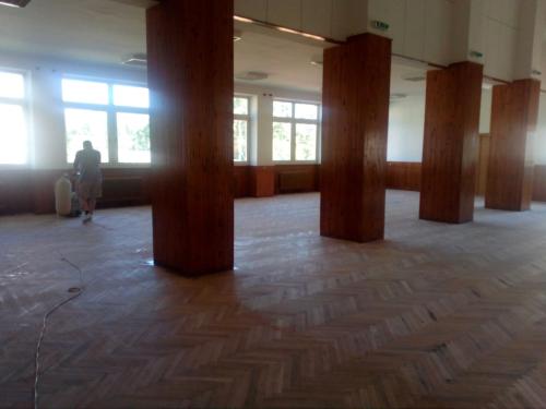 Obnova parketovej podlahy v Dome kultúry SNP
