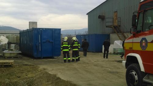 Likvidácia nebezpečného odpadu v areáli súkromnej firmy