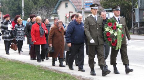 Kladenie vencov - 68.výročie oslobodenia